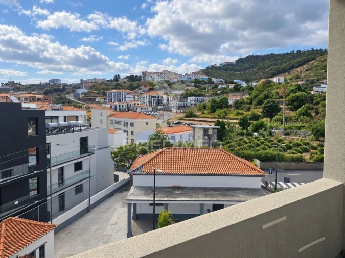 Apartamento T1 para Venda em Caniço Foto 6