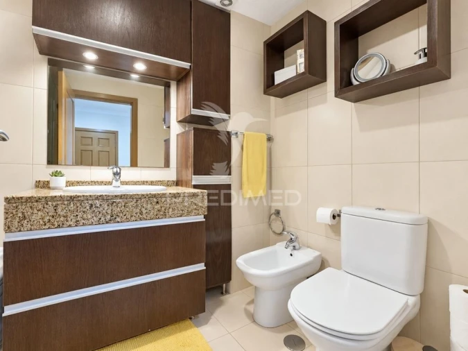 Apartamento T1 para Venda em Caniço Foto 17