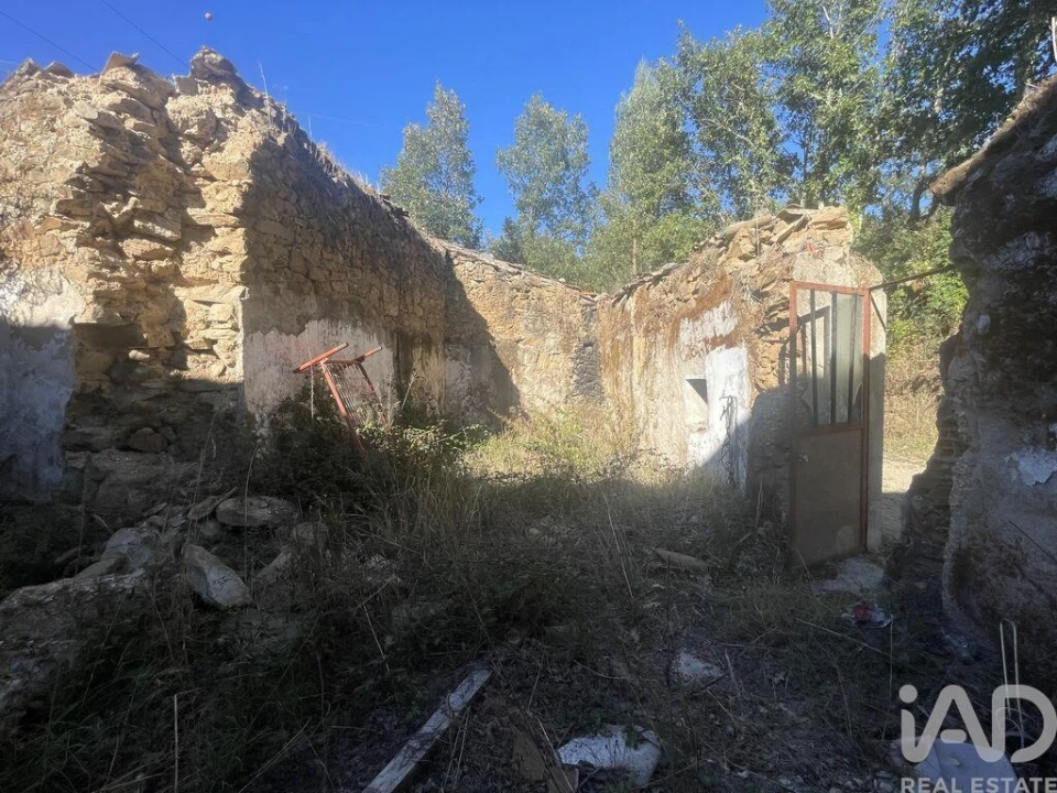 Moradia T1 para Venda em Carragozela e Várzea de Meruge Foto 10