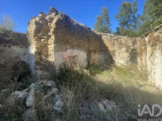 Moradia T1 para Venda em Carragozela e Várzea de Meruge Foto 6