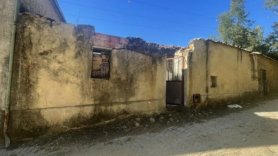 Moradia T1 para Venda em Carragozela e Várzea de Meruge