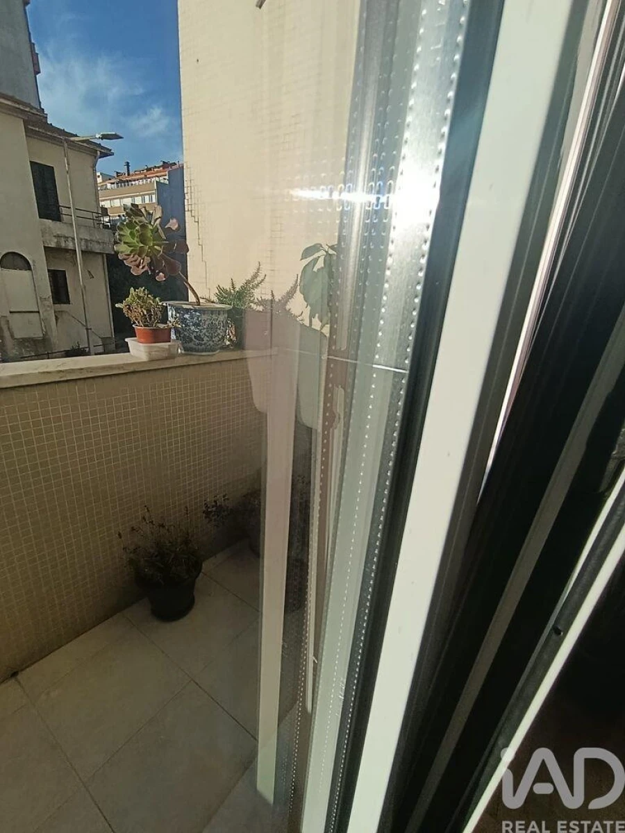 Apartamento T2 para Venda em Cedofeita, Santo Ildefonso, Sé, Miragaia, São Nicolau e Vitória Foto 3
