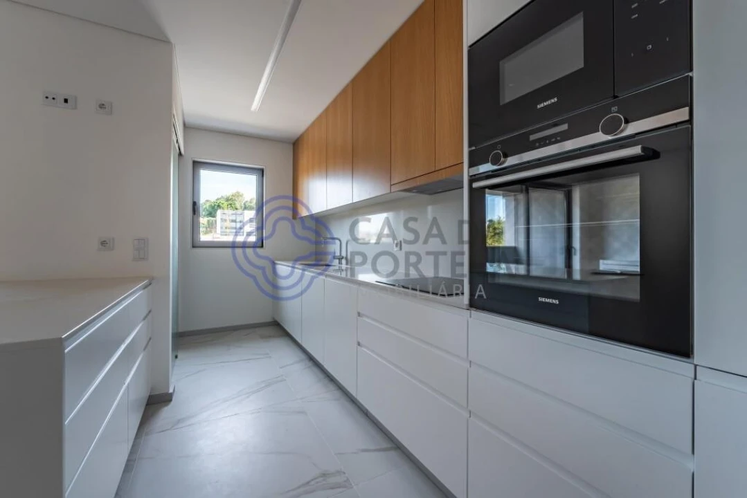 Apartamento T1 para Venda em Cidade da Maia Foto 1