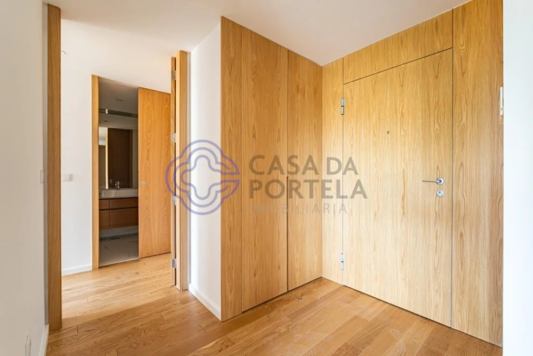 Apartamento T1 para Venda em Cidade da Maia Foto 9
