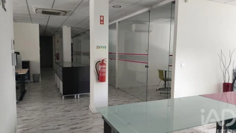Armazém para Venda em Valpaços e Sanfins