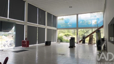Armazém para Venda em Valpaços e Sanfins
