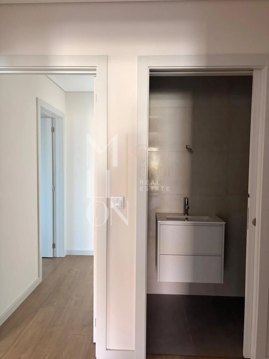Apartamento T3 para Venda em Cedofeita, Santo Ildefonso, Sé, Miragaia, São Nicolau e Vitória Foto 8