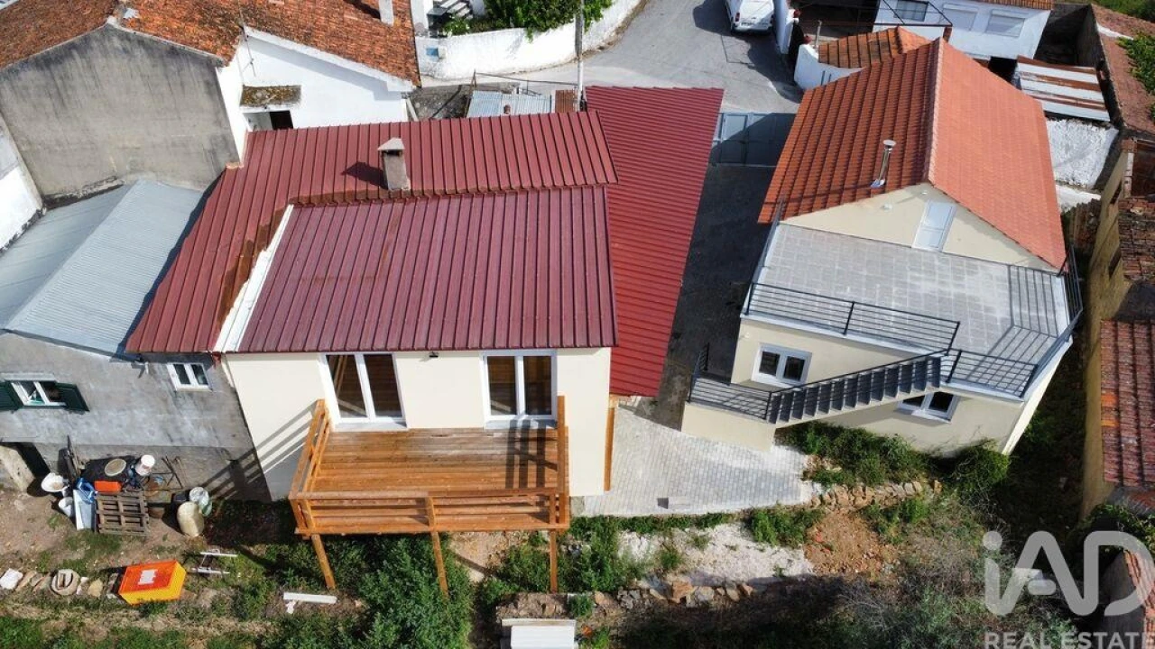 Moradia T2 para Venda em Pedrogão Grande Foto 4