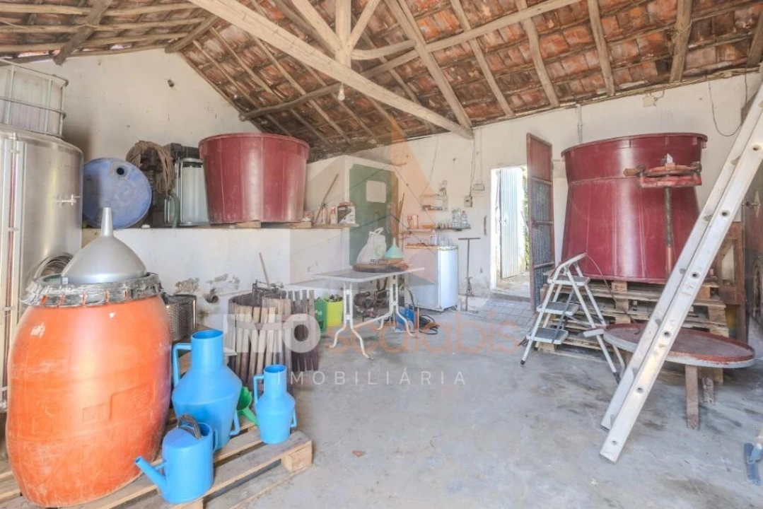 Moradia T3 para Venda em Almoster Foto 17