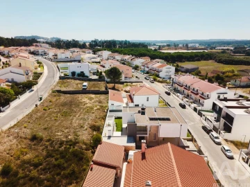 Moradia T5 para Venda em Rio Maior