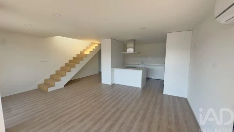 Apartamento T3 para Venda em Arca e Ponte de Lima