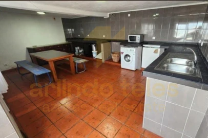 Moradia T4 para Venda em Velas (São Jorge)