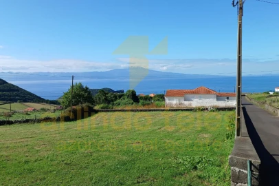 Moradia T4 para Venda em Velas (São Jorge)