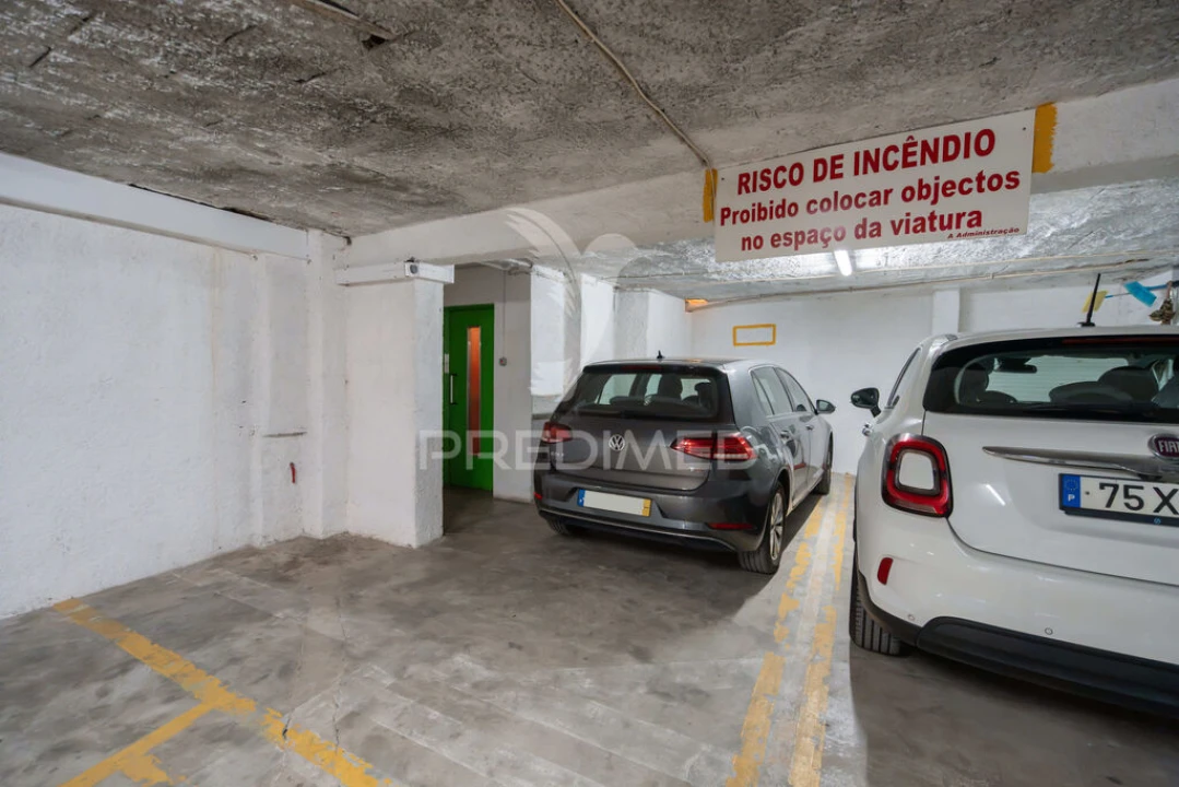 Apartamento T2 para Venda em Nazare Foto 19