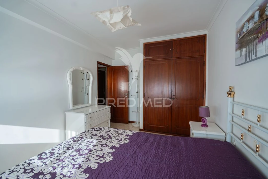 Apartamento T2 para Venda em Nazare Foto 17