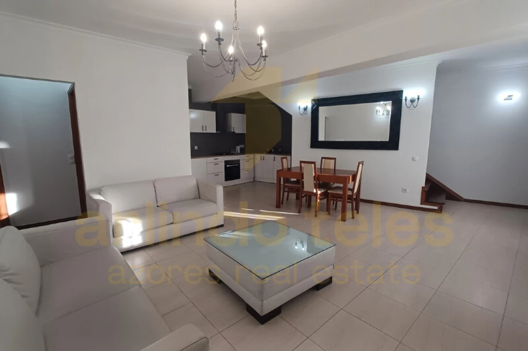 Moradia T3 para Venda em São Bento Foto 2