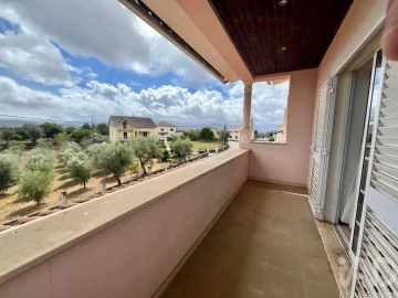 Moradia T5 para Venda em Poiares (Santo Andre)