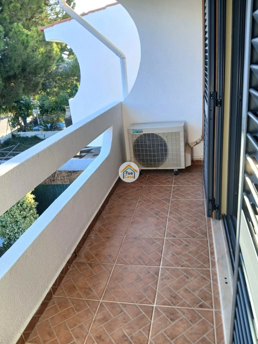 Moradia T3 para Venda em Montenegro Foto 23
