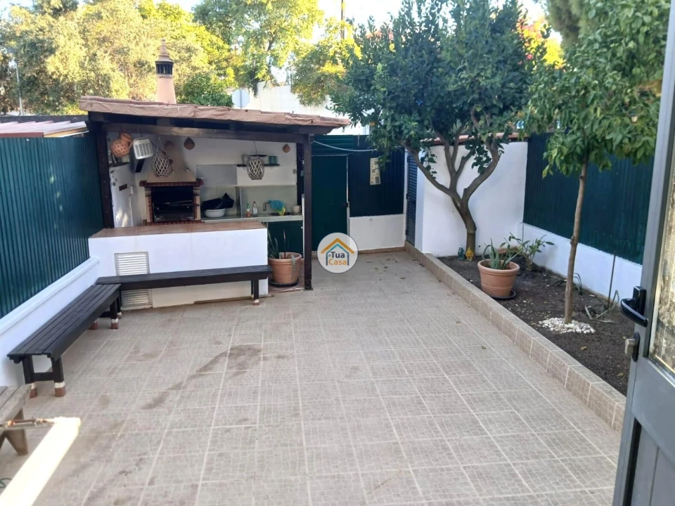 Moradia T3 para Venda em Montenegro Foto 12