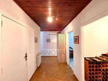 Moradia T5 para Venda em Fiscal