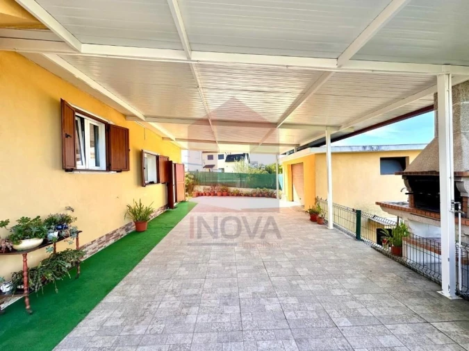 Moradia T5 para Venda em Fiscal Foto 31