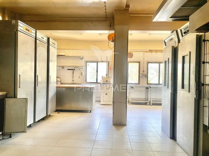 Loja para Venda em Póvoa de Santa Iria e Forte da Casa Foto 16