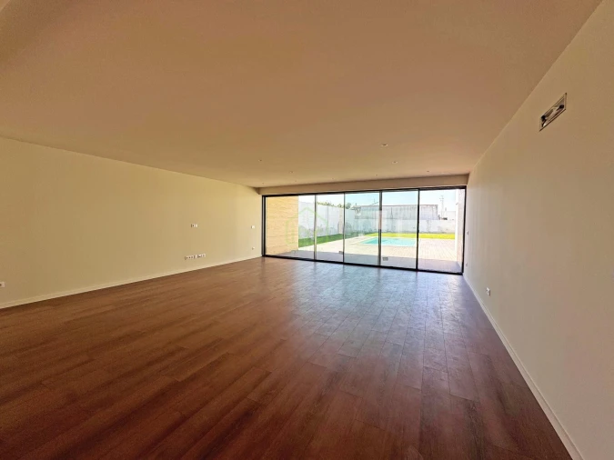 Moradia T3 para Venda em Póvoa de Varzim, Beiriz e Argivai Foto 13