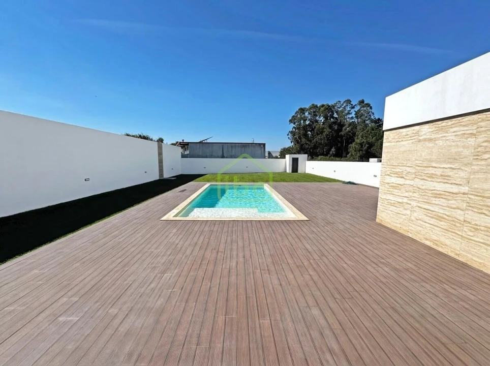 Moradia T3 para Venda em Póvoa de Varzim, Beiriz e Argivai Foto 3