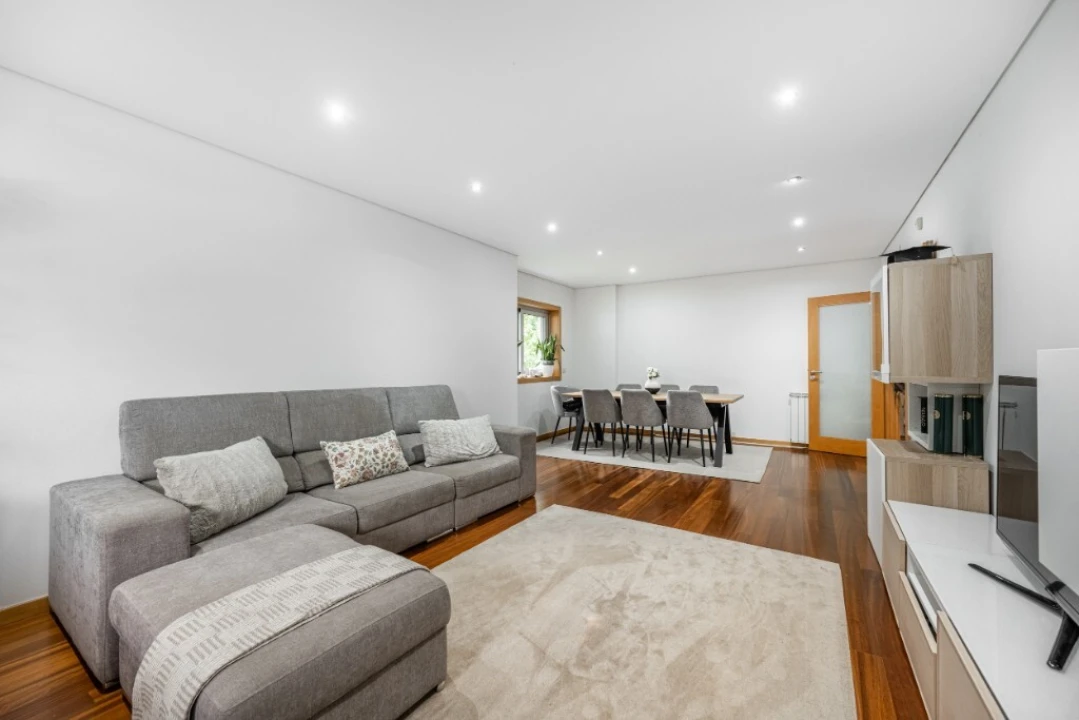 Apartamento T3 para Venda em Nogueira, Fraião e Lamaçães Foto 4