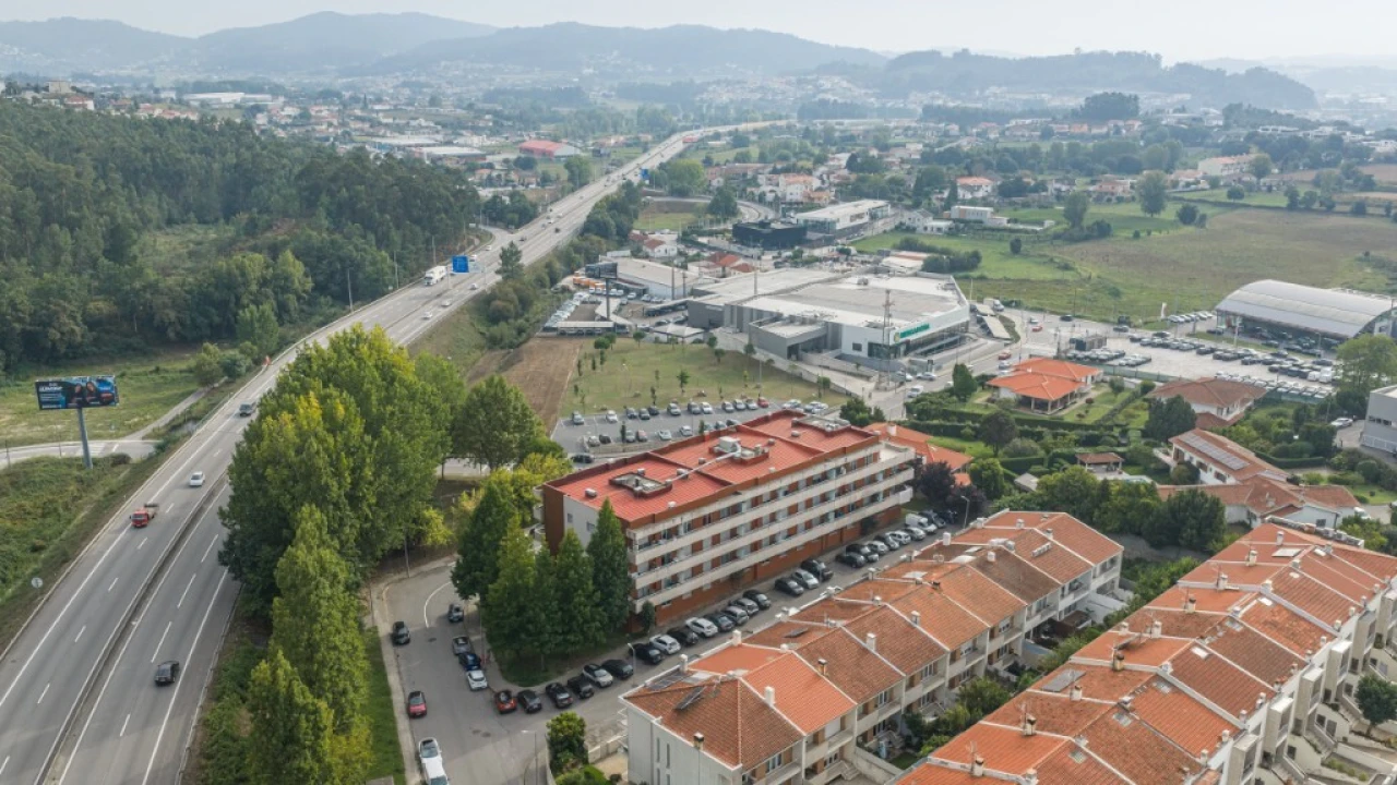 Apartamento T3 para Venda em Nogueira, Fraião e Lamaçães Foto 24
