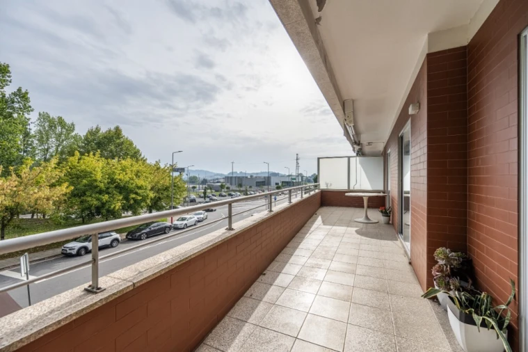 Apartamento T3 para Venda em Nogueira, Fraião e Lamaçães Foto 18