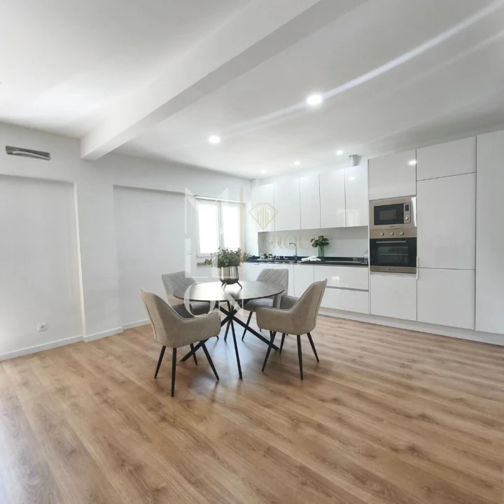 Apartamento T3 para Venda em Benfica Foto 7
