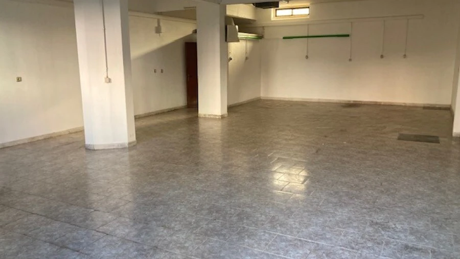 Armazém para Arrendamento em Barcarena