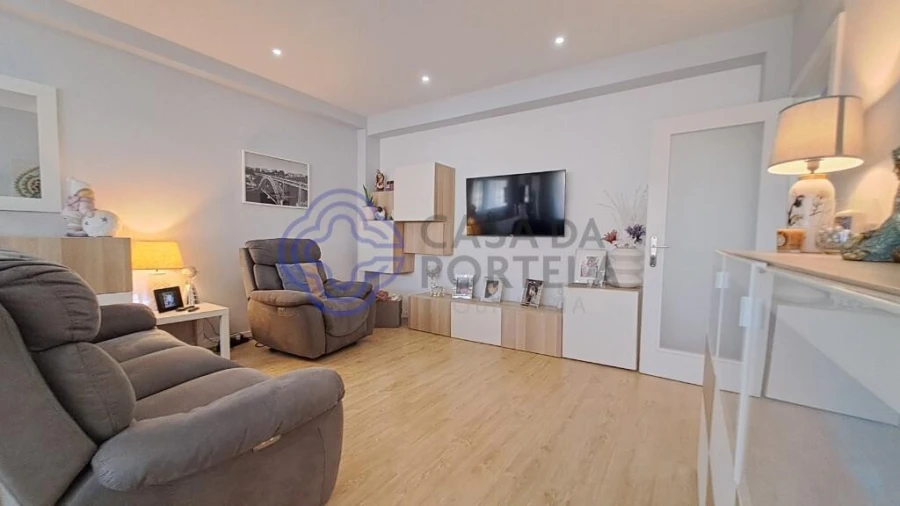 Apartamento T3 para Venda em Aguas Santas Foto 8