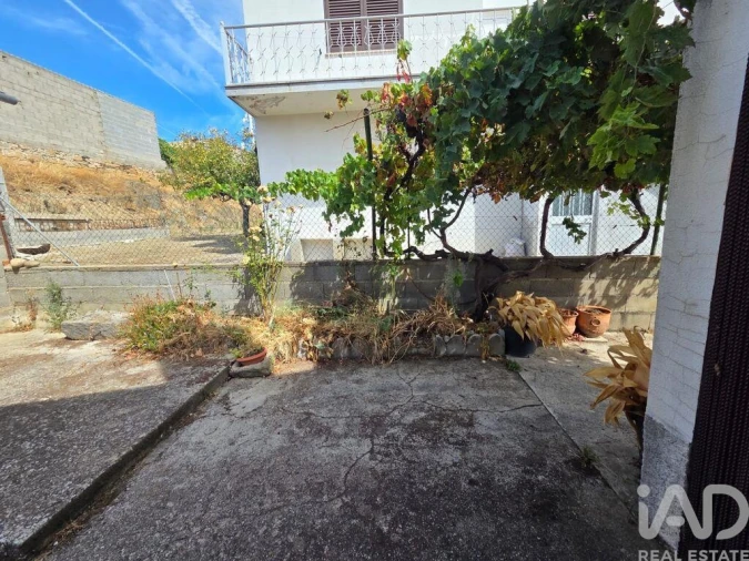 Moradia T3 para Venda em Almendra Foto 23