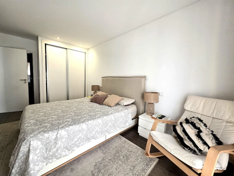 Apartamento T3 para Venda em Santo Antonio dos Olivais Foto 13