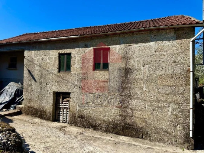 Moradia T3 para Venda em Moimenta Foto 4