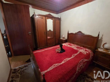 Moradia T4 para Venda em São João de Areias
