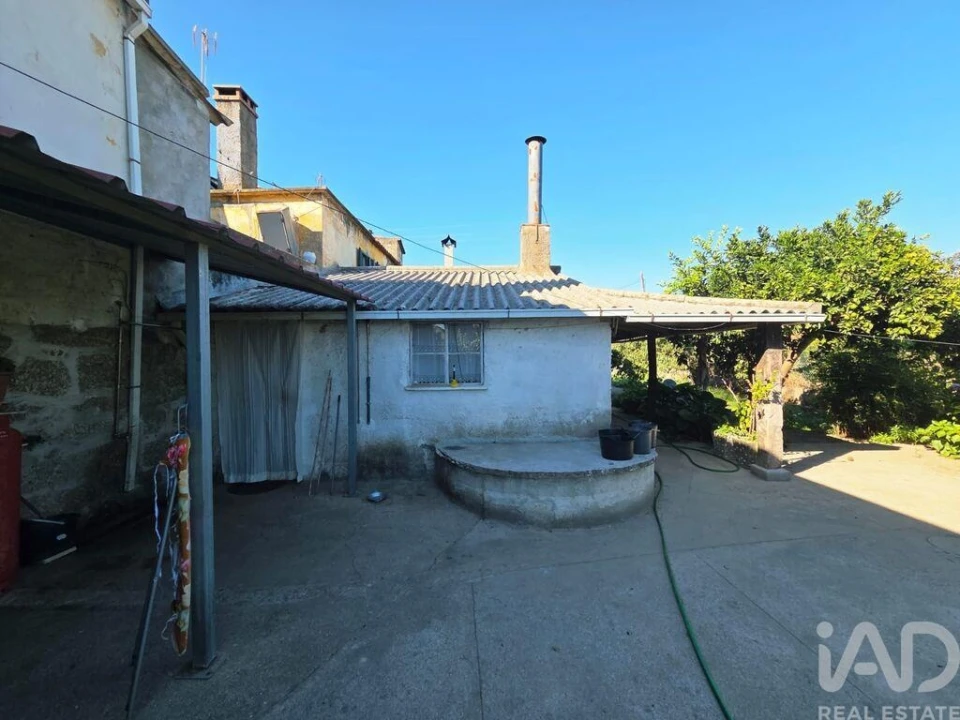 Moradia T4 para Venda em São João de Areias Foto 32