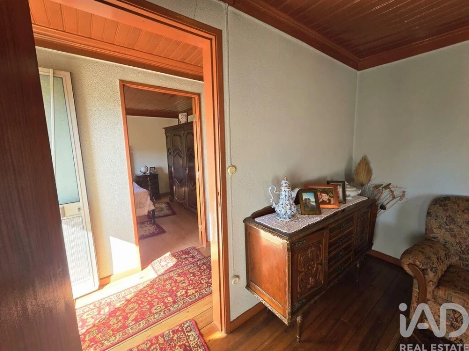 Moradia T4 para Venda em São João de Areias Foto 13