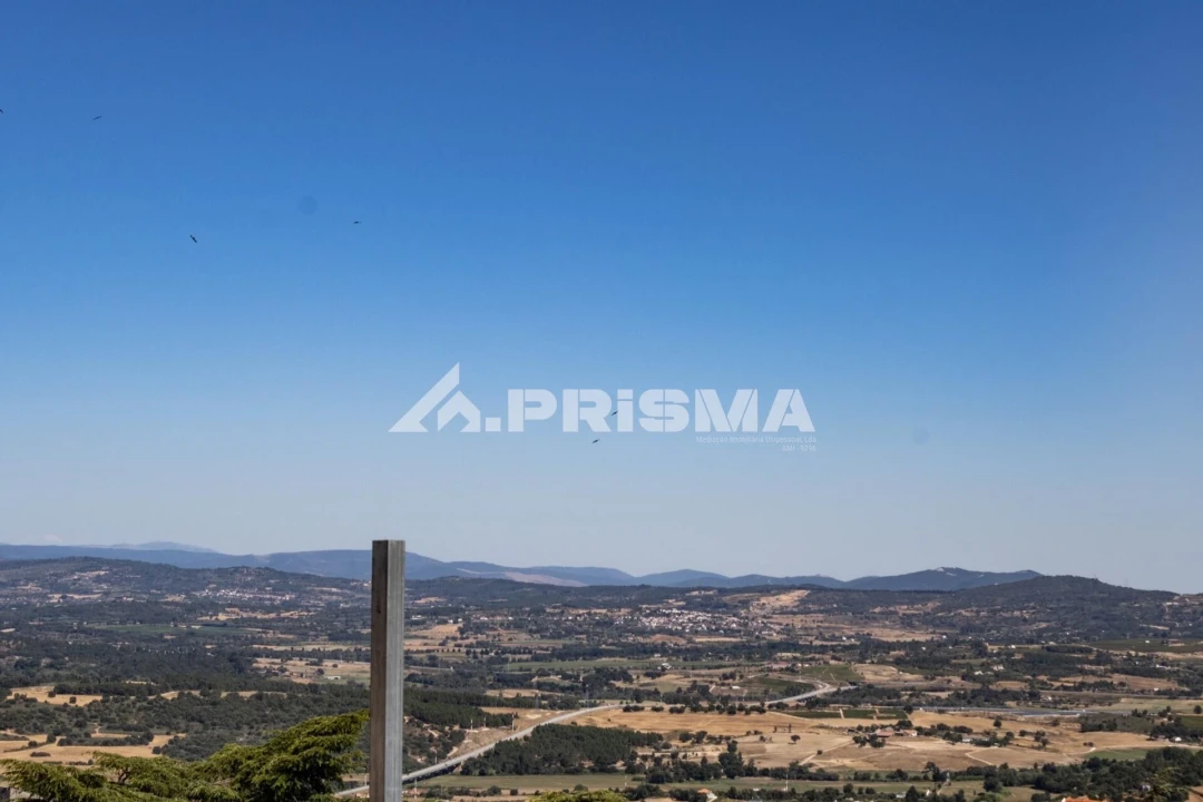 Moradia T5 para Venda em Covilhã e Canhoso Foto 3