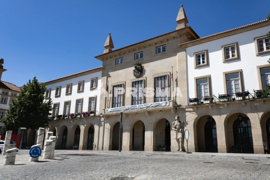 Moradia T5 para Venda em Covilhã e Canhoso Foto 19