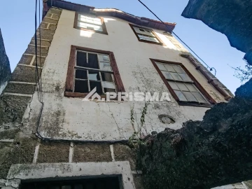 Moradia T5 para Venda em Covilhã e Canhoso