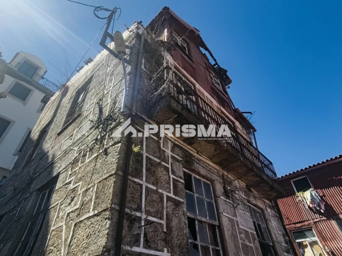 Moradia T5 para Venda em Covilhã e Canhoso Foto 14
