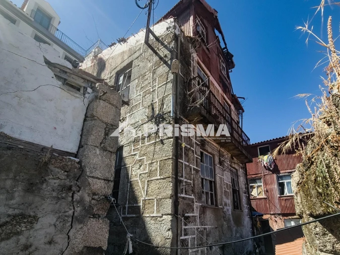 Moradia T5 para Venda em Covilhã e Canhoso Foto 7