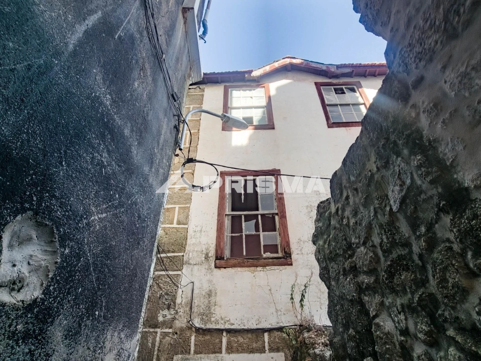 Moradia T5 para Venda em Covilhã e Canhoso Foto 6