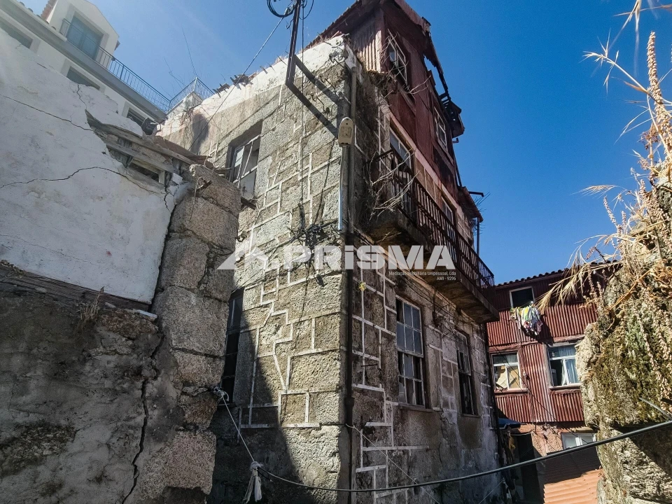 Moradia T5 para Venda em Covilhã e Canhoso Foto 7
