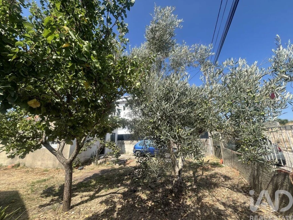Moradia T2 para Venda em São Domingos de Rana Foto 24
