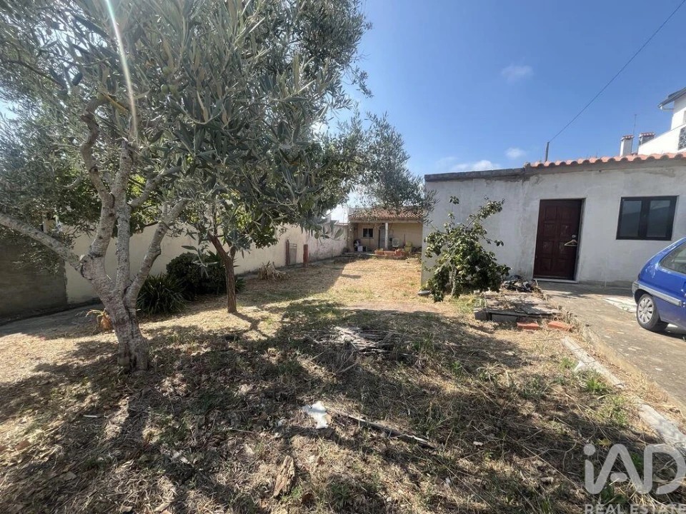 Moradia T2 para Venda em São Domingos de Rana Foto 28