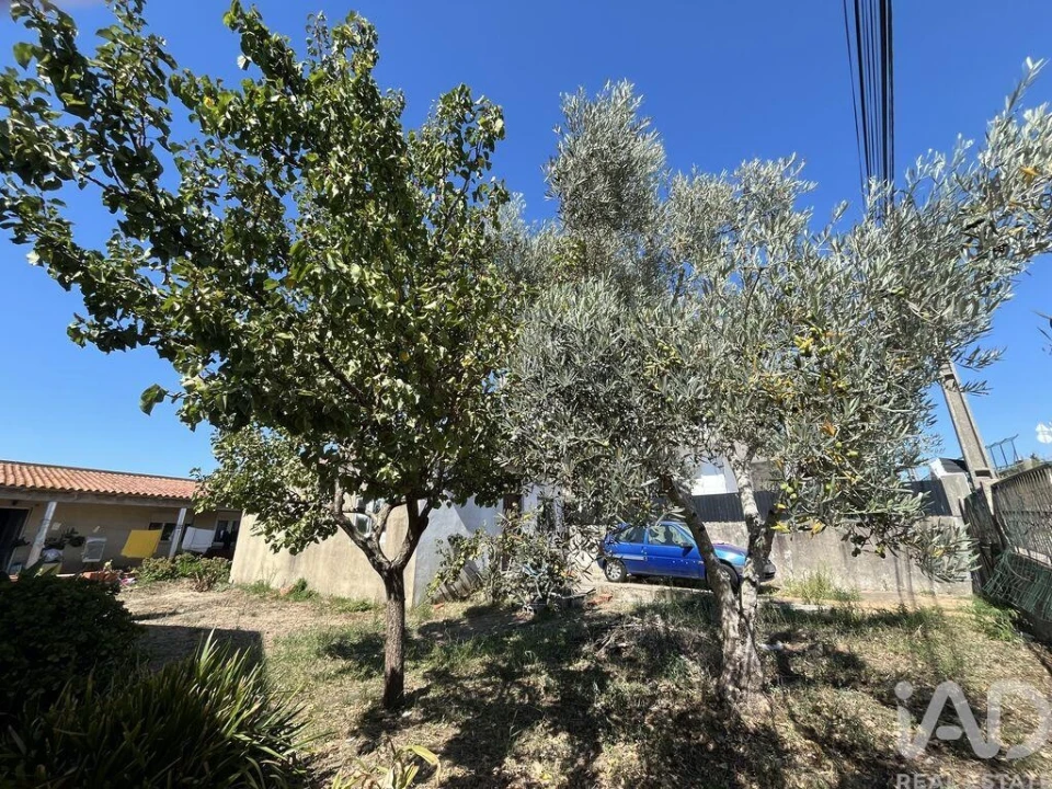 Moradia T2 para Venda em São Domingos de Rana Foto 26